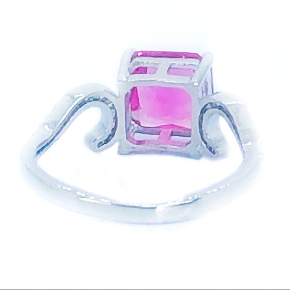 ❌ 1 Left-Being removed thurs night. If you’re interested, Lmk asap. - Picture 4 of 6